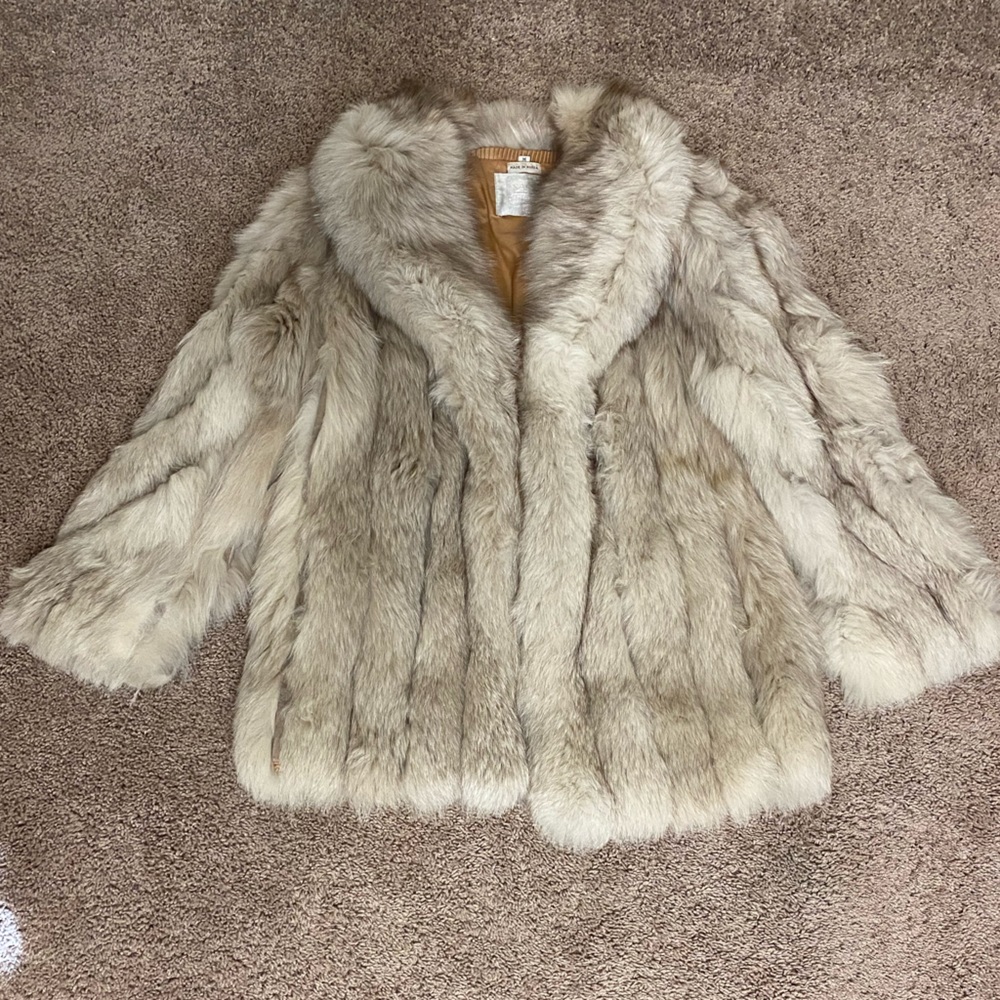 Saga fox fur coat - Picture 2 of 5